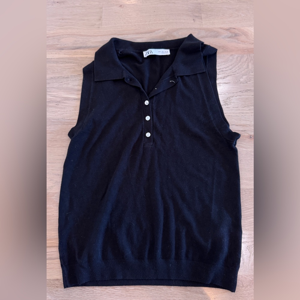 Zara sleeveless knit polo black size large
